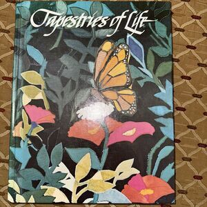 Vintage 1974 Tapestries of Life by Phyllis Hobe 1st Ed. Hardcover Lots Of Photos